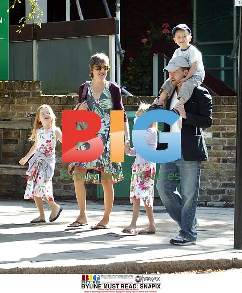 Ben Watt and Tracy Thorn family stroll