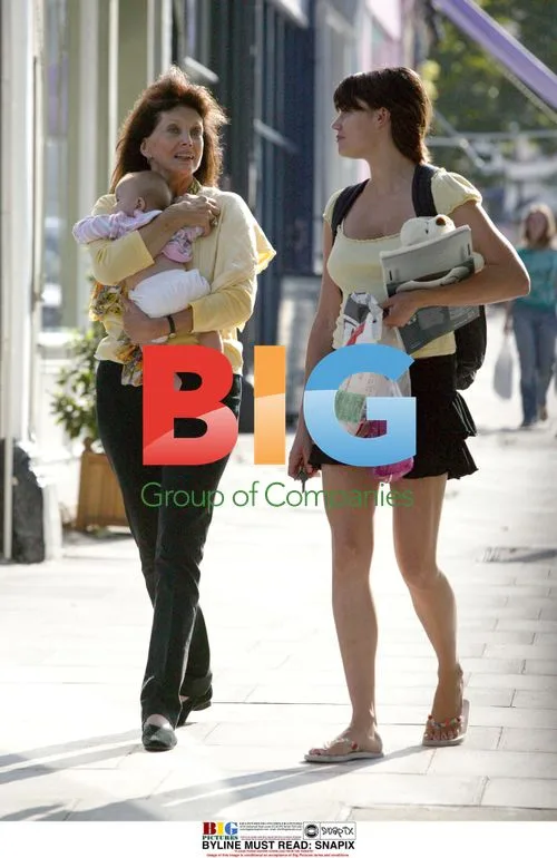 Gayle Hunnicut and Baby in London