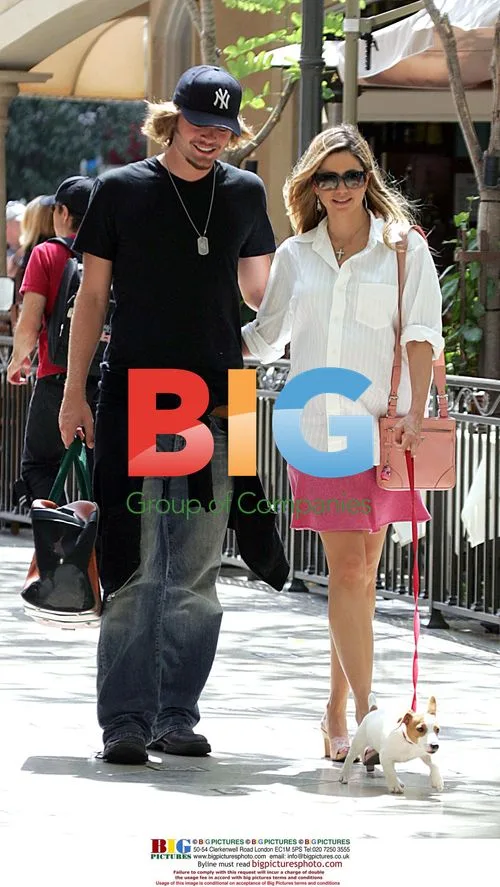 Mira Sorvino and Chris Backus Enjoy Lunch in West Hollywood