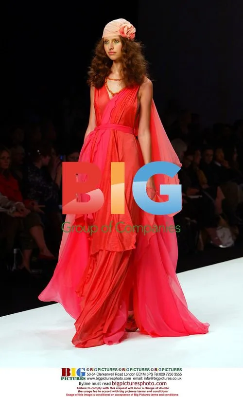 Models on Catwalk at Bova Aksu Show