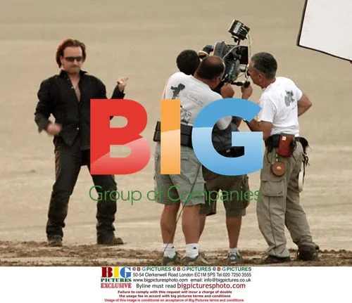 U2 filming 'Vertigo' video in Spain