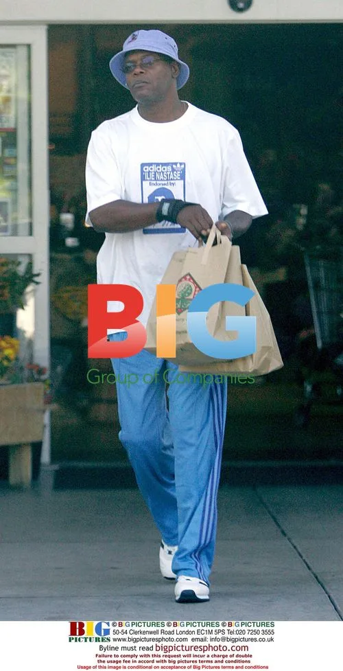 Samuel L. Jackson Grocery Run