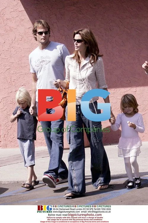 Cindy Crawford Outing with Family