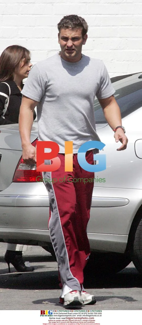 Britney Spears Goes Shopping