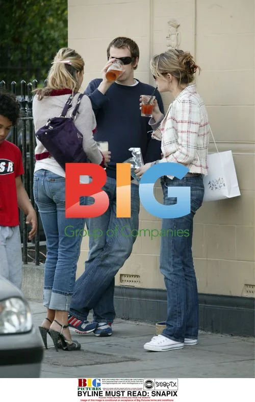Tom Parker Bowles Out With Girlfriend