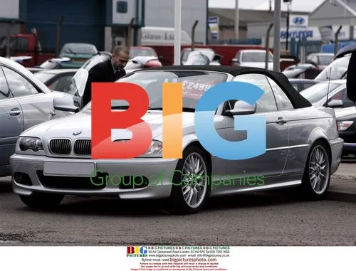 Kerry Katona and boyfriend car shopping