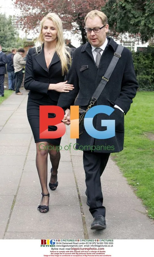 Vic Reeves leaves court on drink-driving charge