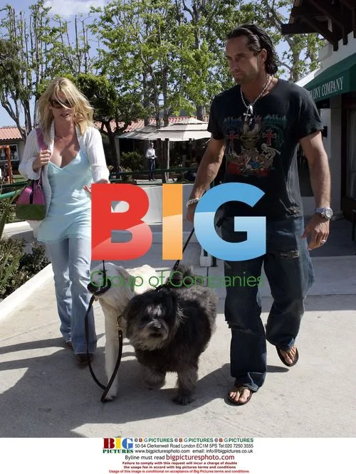 Nicolette Sheridan & Nick Soderblom Lunch in Malibu
