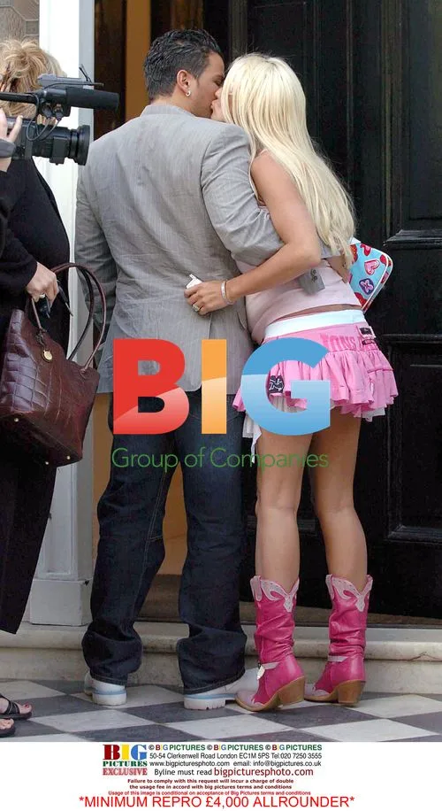Pregnant Katie Price and Peter Andre at London Clinic