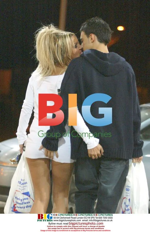 Jodie Marsh and Kenzie late night snack