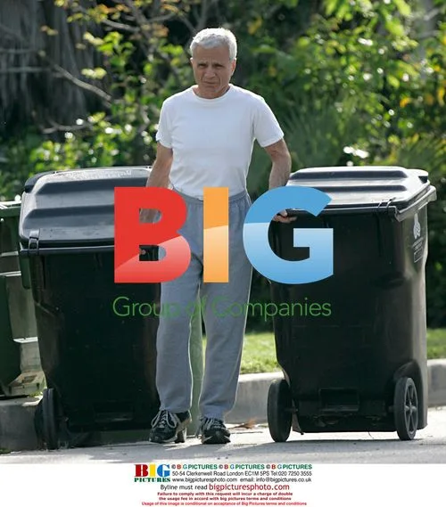 Robert Blake living normal life after acquittal