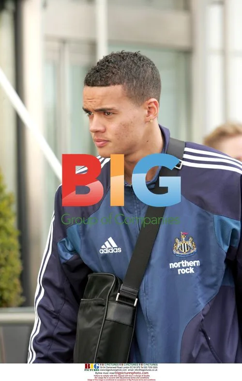 Newcastle Team Arrives in Cardiff