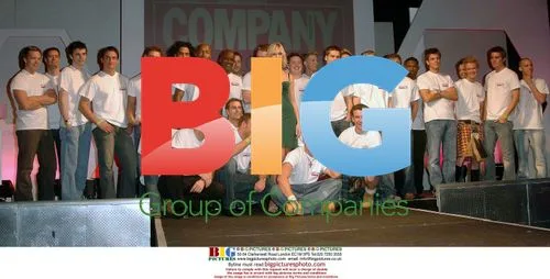 Jenny Faulkner presents Company Bachelor Awards