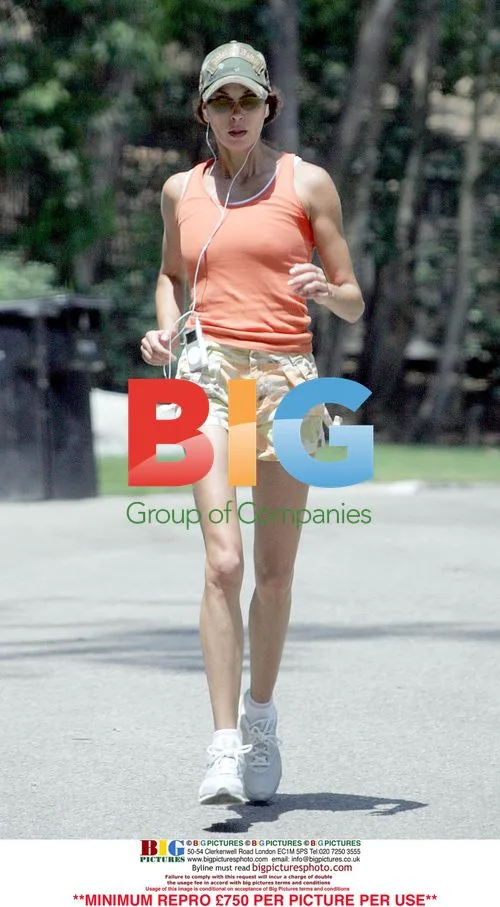 Teri Hatcher Jogs Near Home