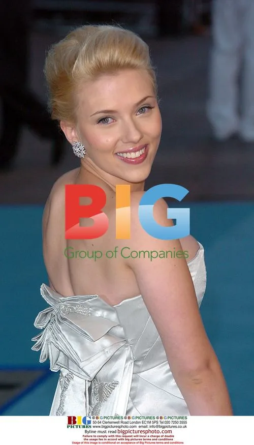 Scarlett Johansson at The Island UK Premiere