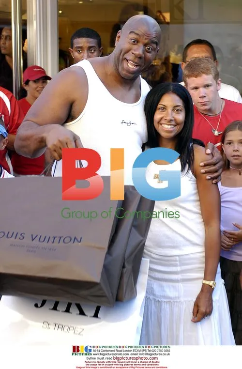 Magic Johnson's family shopping trip in St Tropez