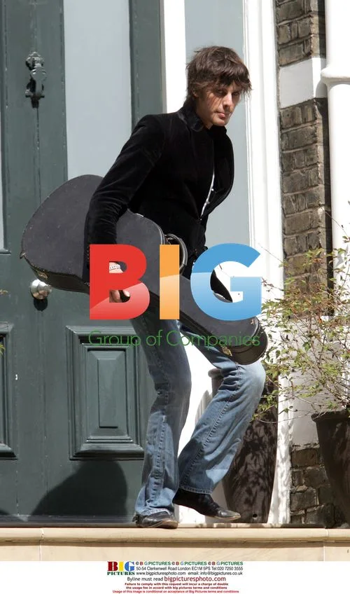 Jackson Returns to Sadie's House for Guitar