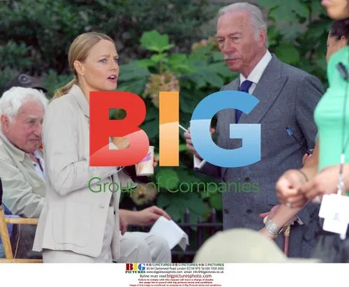 Jodie Foster and Christopher Plummer on "Inside Man" set