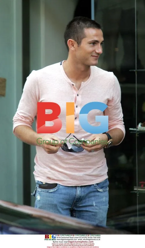 Frank Lampard and Elen Rives Shopping in London