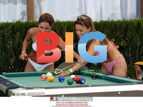 Models Leilani and Lucy Becker Play Pool on Holiday