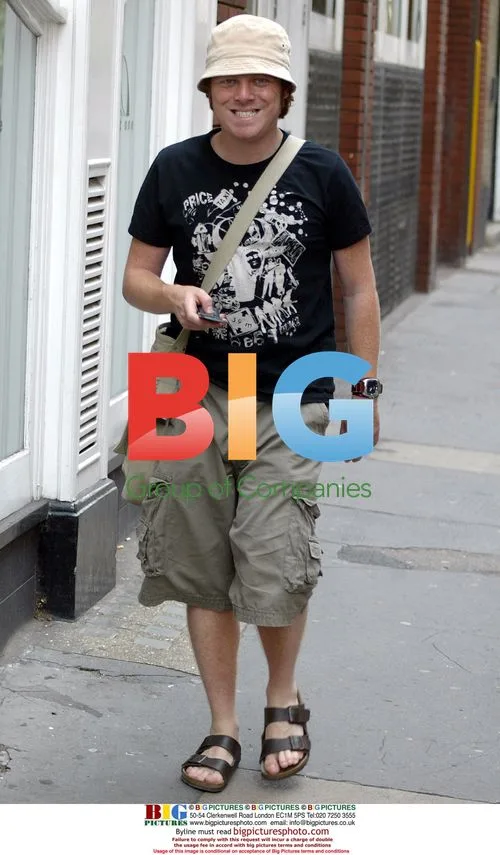 Leigh Francis Spotted Texting in London