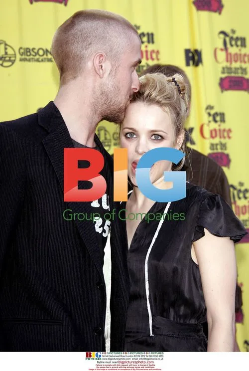 Ryan Gosling and Rachel McAdams at Teen Choice Awards 2005