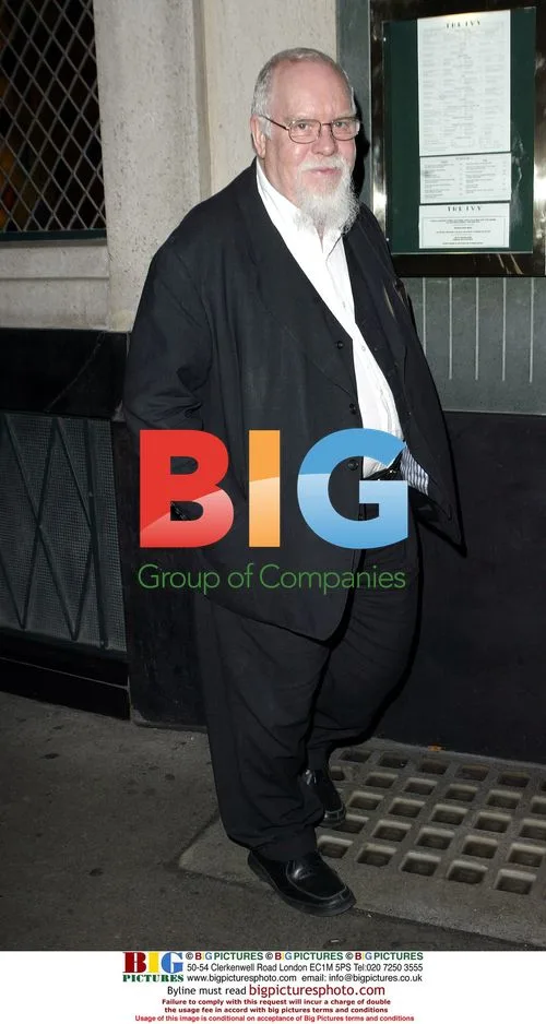 Peter Blake Leaves the Ivy