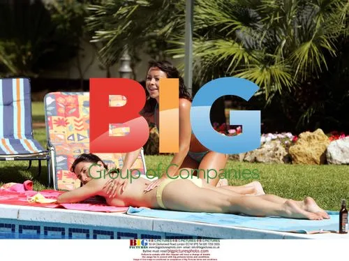 Lisa Scott Lee Relaxing on Holiday