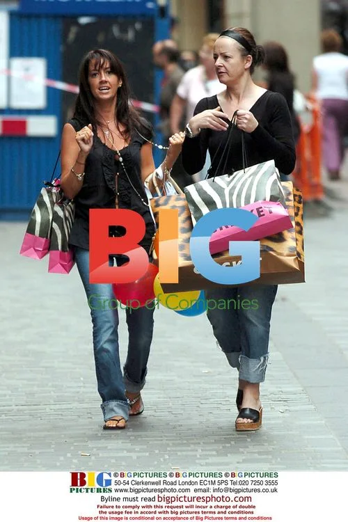 Sheree Murphy Shopping at Cricket Boutique