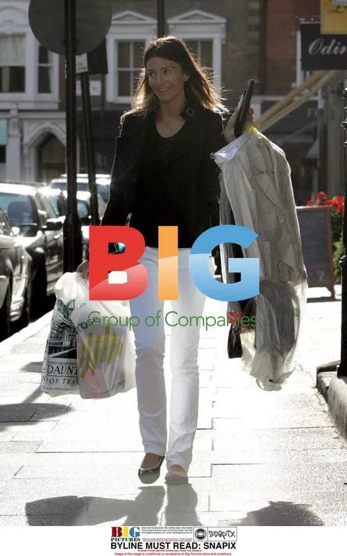 Noel Gallagher's Wife Shopping