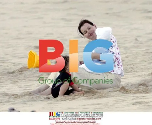 Geena Davis Enjoys Family Holiday in Mexico