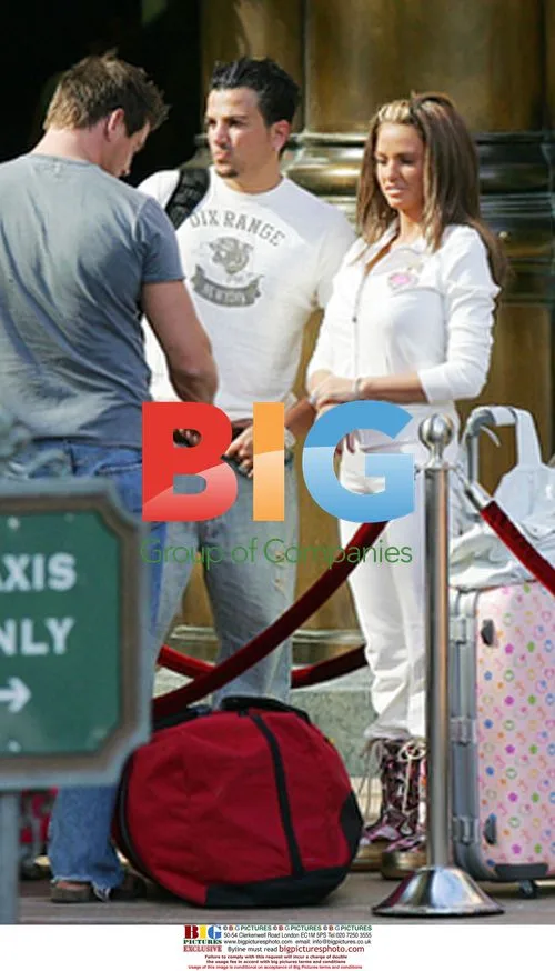Jordan and Peter Andre Leave Las Vegas Hotel