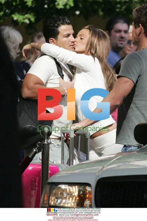 Jordan and Peter Andre leave Las Vegas hotel