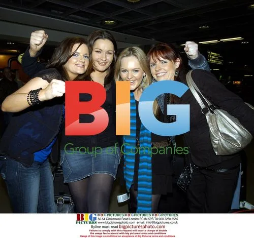 The Conway Sisters Arrive Home to Ireland