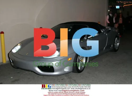 Kevin Federline cruises in Ferrari
