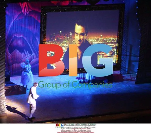 Robbie Williams' Mate Stars in Stoke Panto