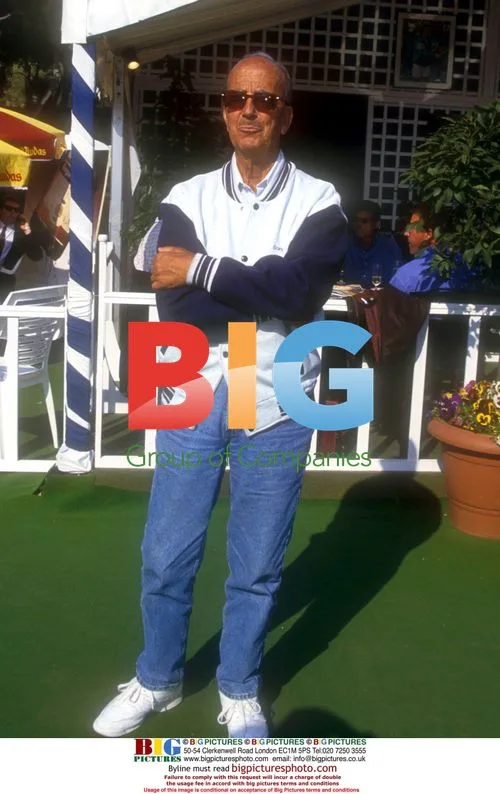 Julio Iglesias Snr Announces He’ll Be a Father at 90