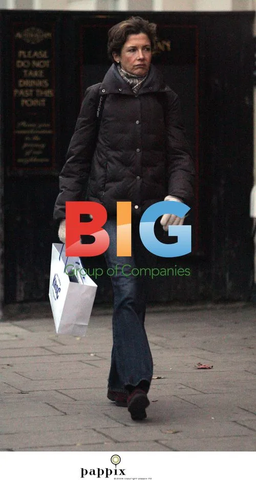 Deborah Moore Christmas Shopping in London