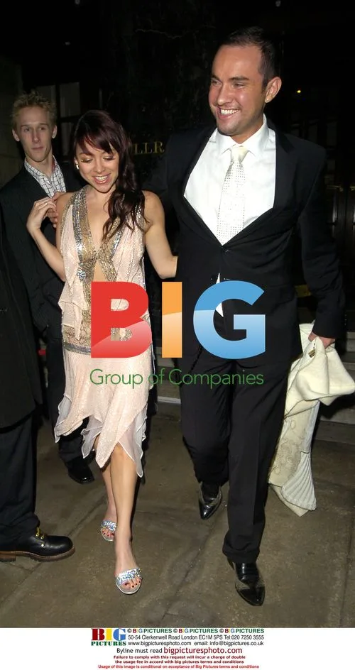 Lisa Scott Lee Leaving Hotel for Gay Wedding