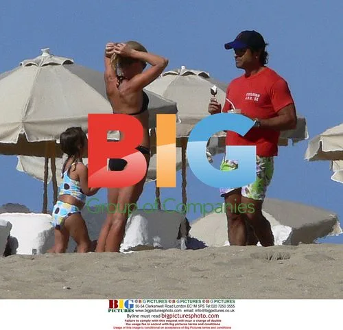Kelly Ripa Family Vacation in St. Kitts