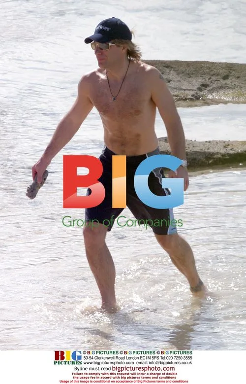 Jon Bon Jovi on family beach holiday