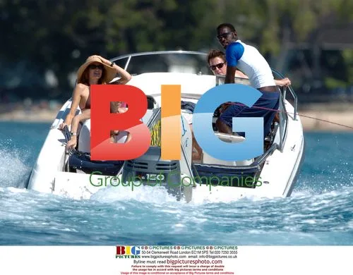 Hugh Grant and Jemima Khan on boat trip in Caribbean