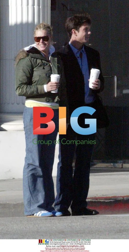 Rebecca Romijn Stamos and Jerry O'Connell in Beverly Hills