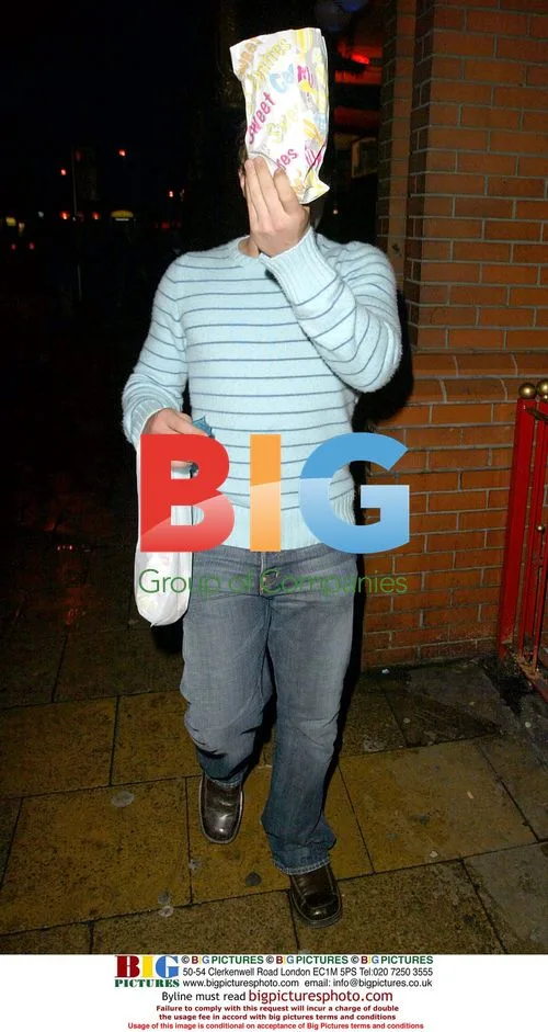 Daniel Bedingfield Leaving the Ivy in London