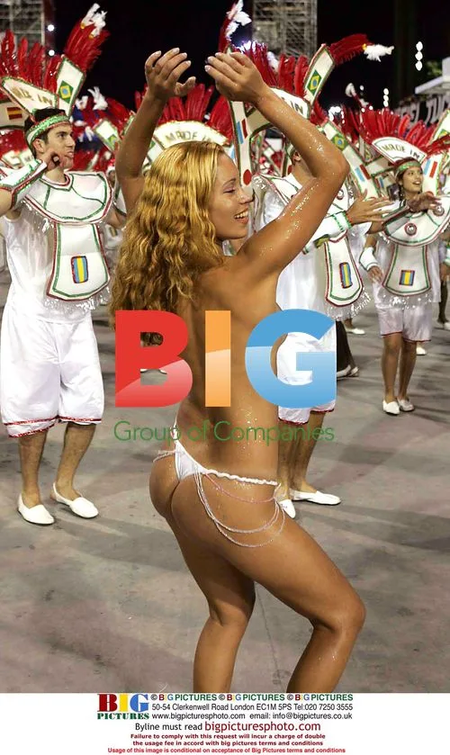 Parade of the Primeira da Aclimacao in Rio 2005