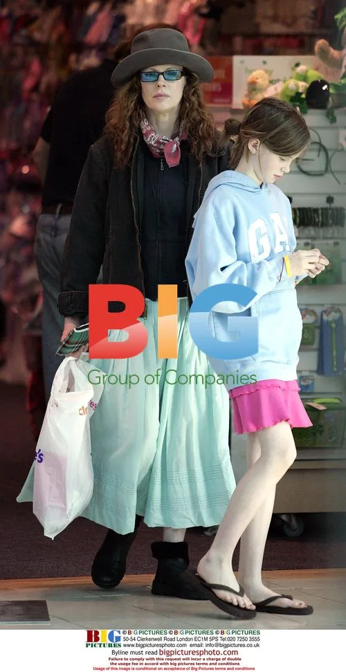Kim Basinger and Daughter Shopping