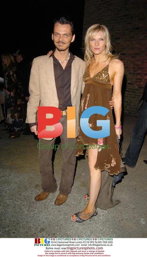 Matthew Williamson and Jo Whiley at Elle Awards 2005