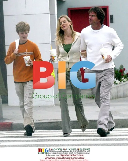 Dennis Quaid with son Jack and wife Kimberly