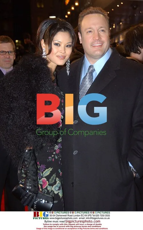 Kevin James and Steffiana De La Cruz at Hitch Premiere