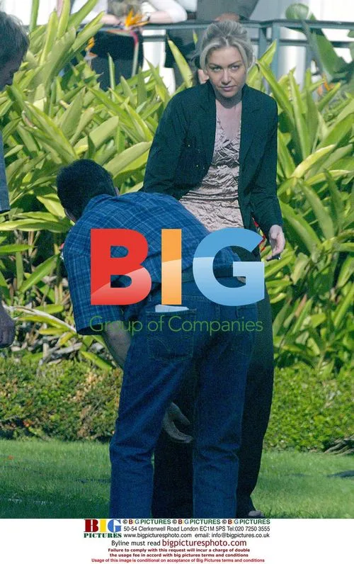 Portia de Rossi Filming 'Arrested Development'
